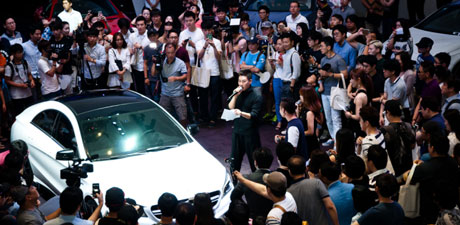 Mercedes dealer sets new trend in customer marketing